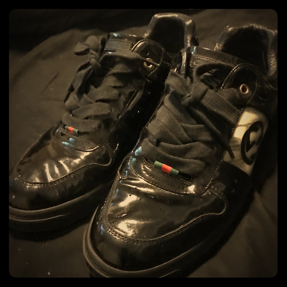 Authentic patented leather Gucci hologram GG shoes